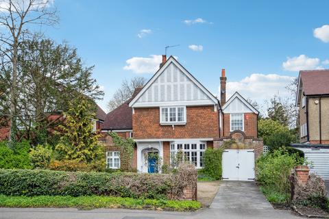 5 bedroom detached house for sale, Elm Park Road, Pinner, HA5