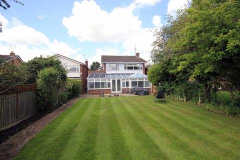 4 bedroom detached house for sale, Woodhall Gate, Pinner, HA5
