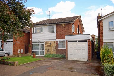 4 bedroom detached house for sale, Woodhall Gate, Pinner, HA5