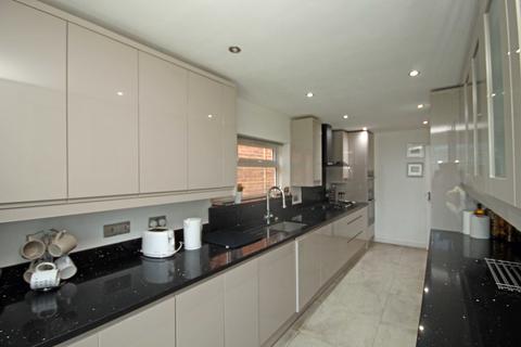 4 bedroom detached house for sale, Woodhall Gate, Pinner, HA5