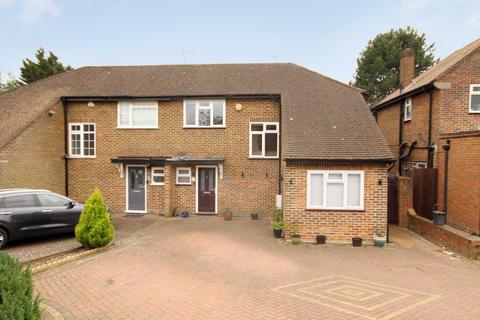 4 bedroom semi-detached house for sale, Norman Crescent, Pinner, HA5