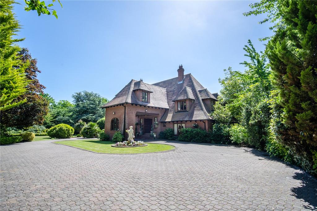 Coles Oak Lane, Dedham, Colchester, CO7 5 bed detached house for sale