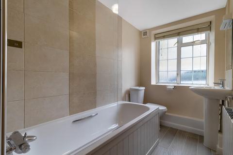 1 bedroom apartment to rent, Barton Court, Gloucester Street, Cirencester, GL7
