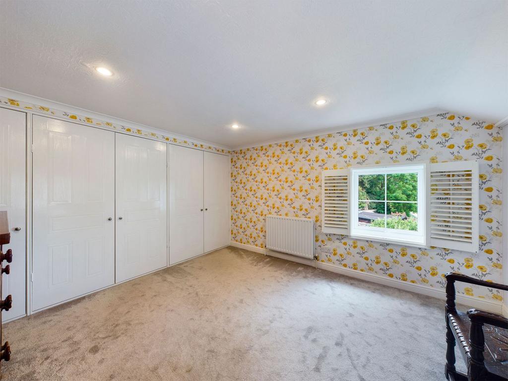 Dressing room / bedroom five / nursery