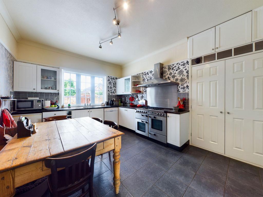 Kitchen / breakfast room