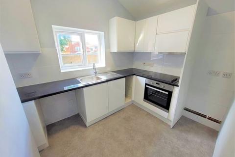 2 bedroom apartment to rent - London Road, Leigh on Sea, Leigh on Sea,