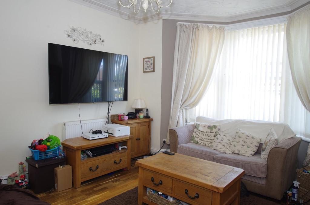 Drove Road, WestonsuperMare, BS23 4 bed terraced house £274,000
