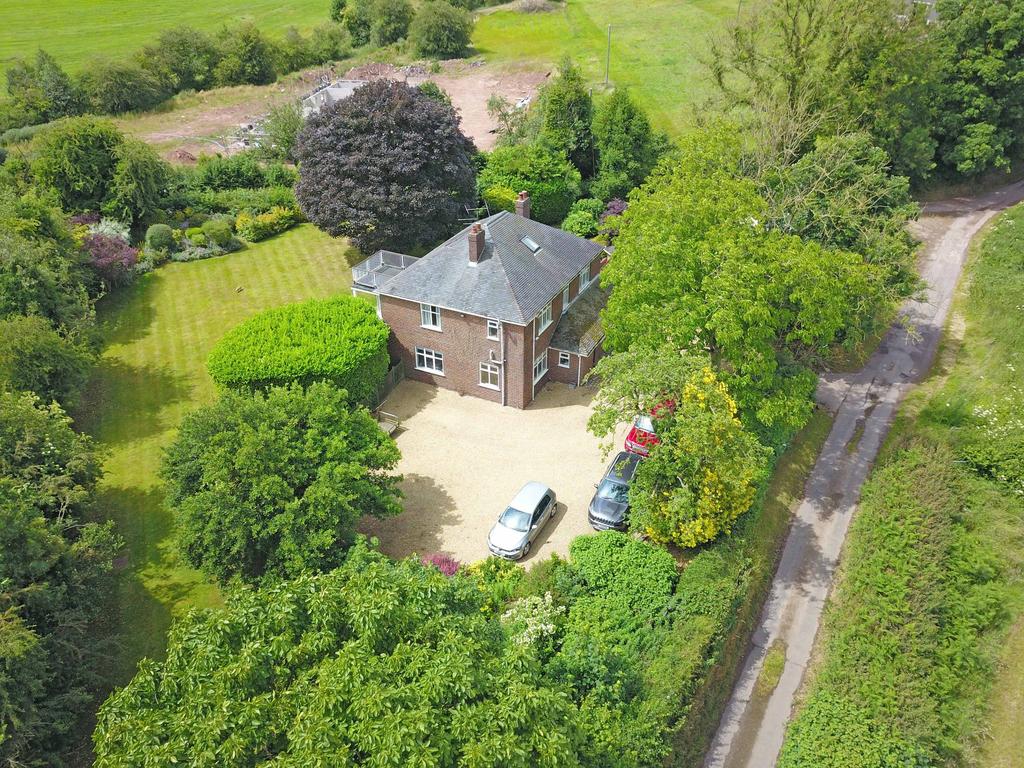 Butt House Lane, Chapel Chorlton, ST5 3 bed detached house £630,000