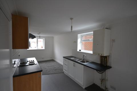 2 bedroom flat to rent, Laburnham Road, Southampton