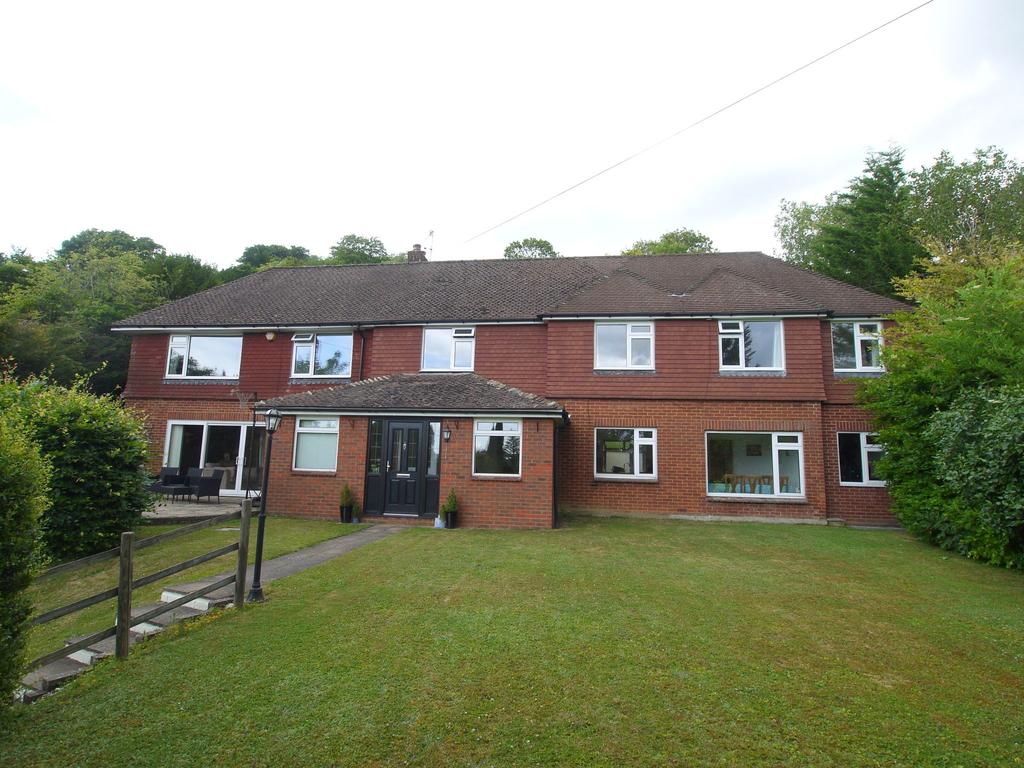 Greenhill Road, Otford, TN14 6 bed detached house £1,500,000