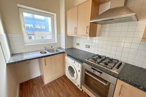 1 bedroom apartment to rent, Bailey Close, Thamesmead West, SE28 0NW