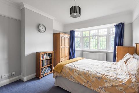 10 Rowan Walk, Bromley, BR2 8QN