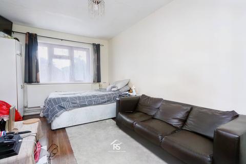 5b Pears Road, Hounslow, TW3 1SZ
