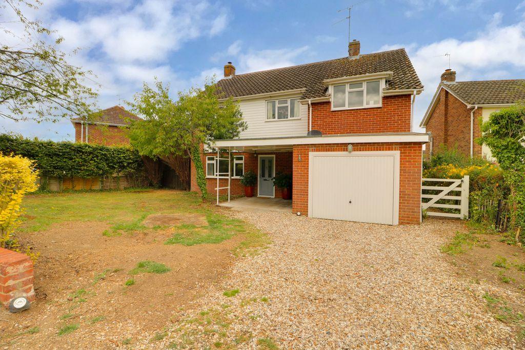 Northfield Road, Sherfield on Loddon... 4 bed detached house £600,000