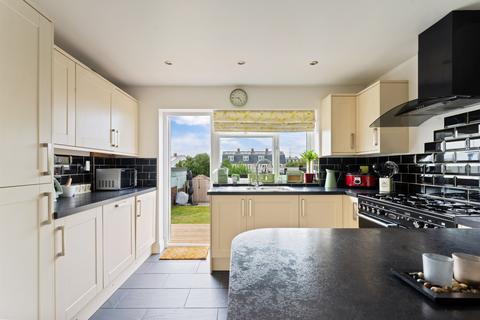 144 Buckland Way, Worcester Park, KT4 8NP