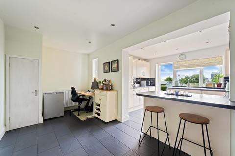 144 Buckland Way, Worcester Park, KT4 8NP