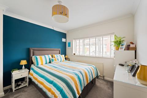 144 Buckland Way, Worcester Park, KT4 8NP