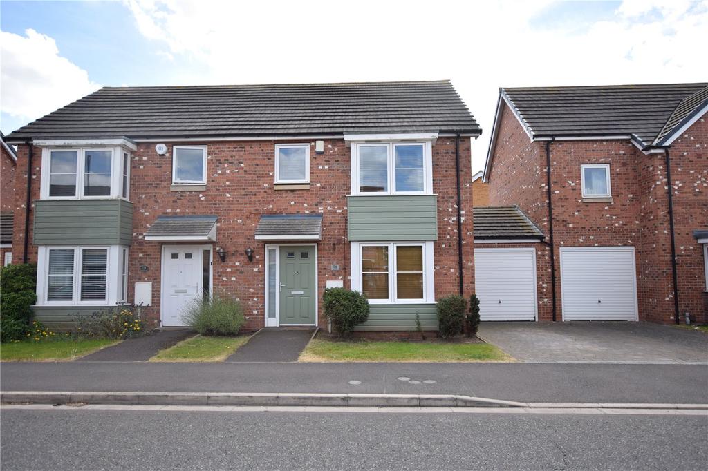 Sorrel Road, Grimsby, Lincolnshire, DN34 3 bed semidetached house £