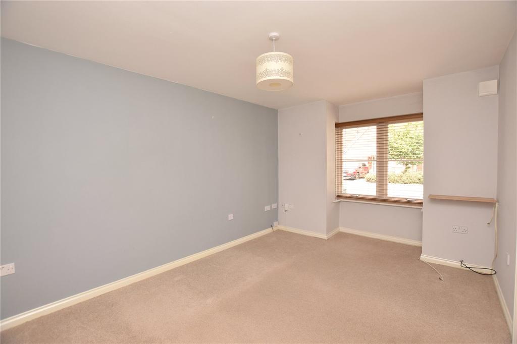 Sorrel Road, Grimsby, Lincolnshire, DN34 3 bed semidetached house £