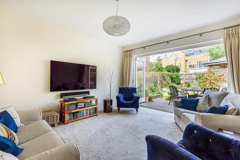 1 Lendy Place, Sunbury-on-thames, TW16 6BB