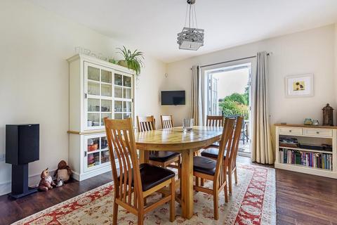 1 Lendy Place, Sunbury-on-thames, TW16 6BB
