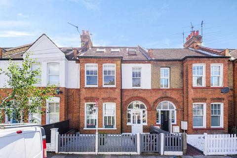 104 Tranmere Road, Earlsfield, London, SW18 3QT