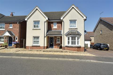 6 bedroom detached house to rent, Blenheim Close, West Row, Mildenhall, Suffolk, IP28