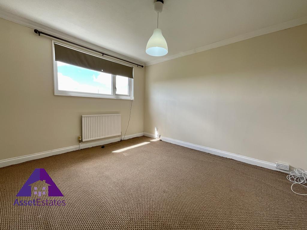 Penrhiw, Brynithel, Abertillery, NP13... 2 bed terraced house £90,000
