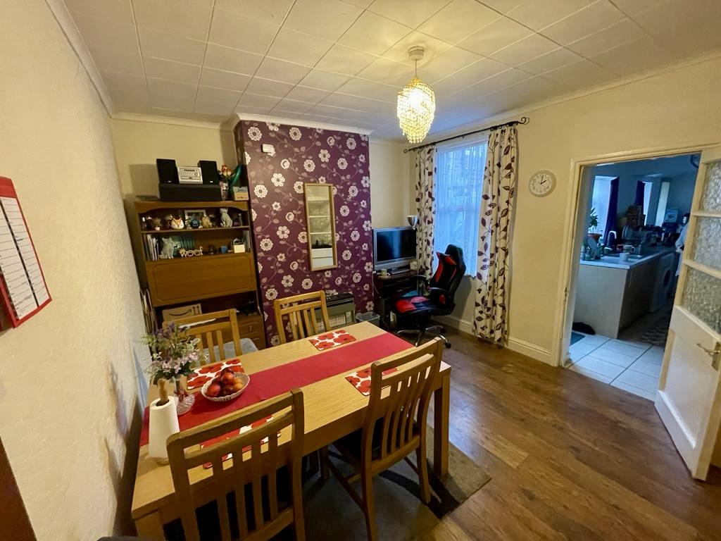 Bridge End Road Grantham NG31 2 bed terraced house for sale £120,000
