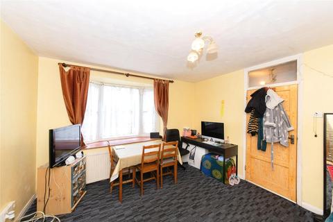 2 bedroom maisonette for sale - Uphill Drive, London, NW9