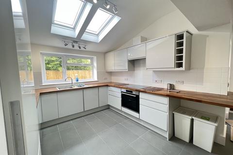 undefined, Rymers Lane, Cowley, Oxford, OX4