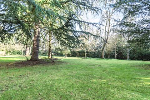 19, The Huntley Carmelite Drive, Reading, RG30 2SB