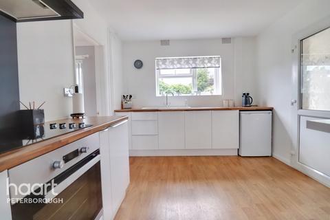 9 Broad Close, Peterborough, PE1 5LU