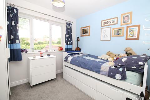 6 Abbott Close, Ottery St Mary, EX11 1FH