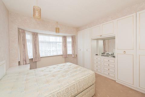 90 Overdale, Ashtead, KT21 1PU