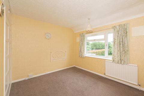 90 Overdale, Ashtead, KT21 1PU