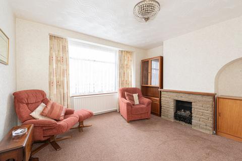 90 Overdale, Ashtead, KT21 1PU