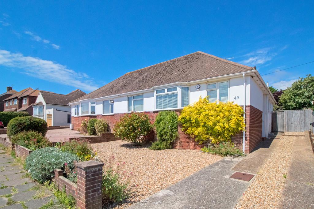 Chichester Drive West, Saltdean... 3 bed semidetached bungalow £500,000