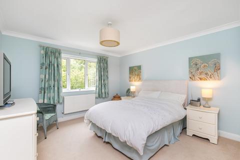 17 Monarch Way, Winchester, SO22 5QU