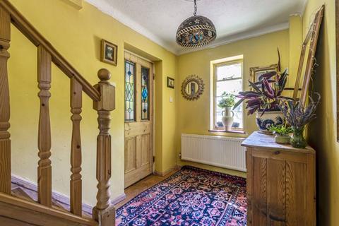 8a Valley Road, Kenley, CR8 5DG
