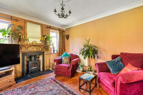 8a Valley Road, Kenley, CR8 5DG