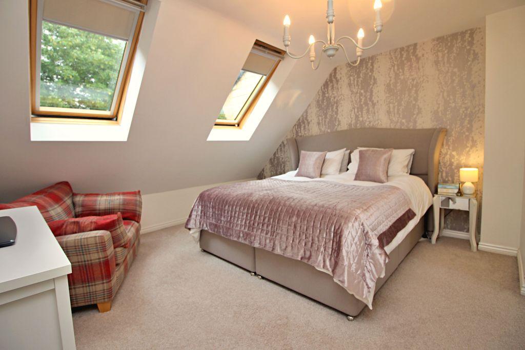 Bedroom 1 (Double with Ensuite)