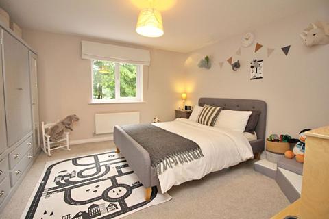 2 Cotton Way, Helmshore, Rossendale, BB4 4QS