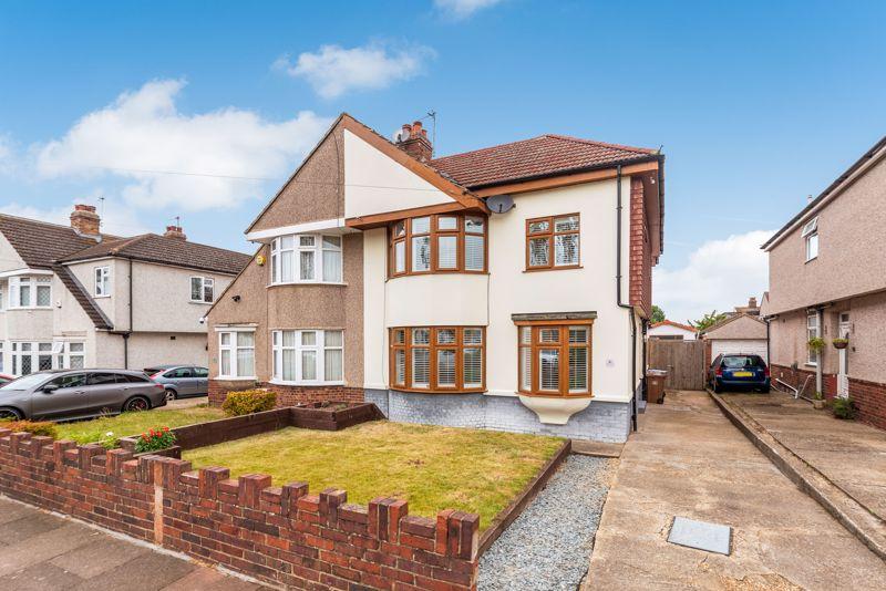 Canterbury Avenue, Sidcup, DA15 9AZ 5 bed semidetached house for sale