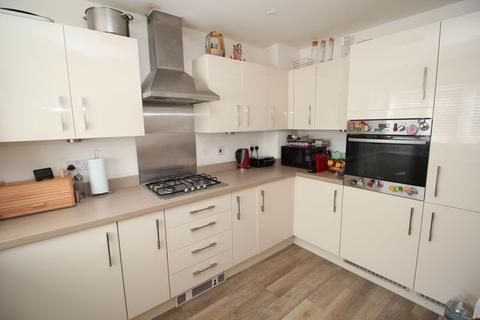 3 bedroom end of terrace house for sale - Shafford Meadows, Hedge End, SO30 4SU