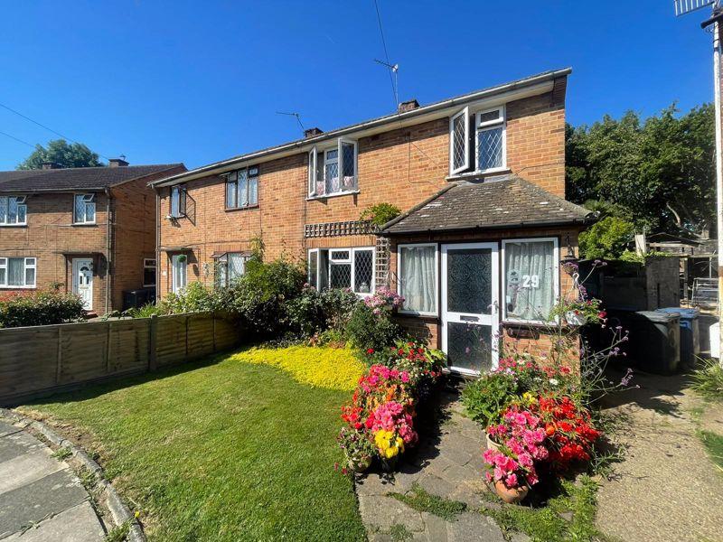 Meadfield, Edgware 3 bed semidetached house for sale £560,000