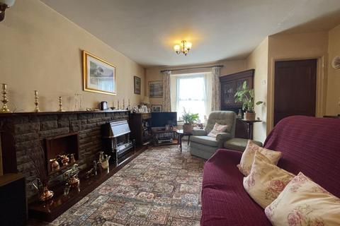 2 bedroom end of terrace house for sale, 1 Eastgate, Cowbridge, Vale of Glamorgan CF71 7EL
