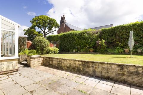 3 The Chantry, Llandaff, Cardiff, CF5 2NN