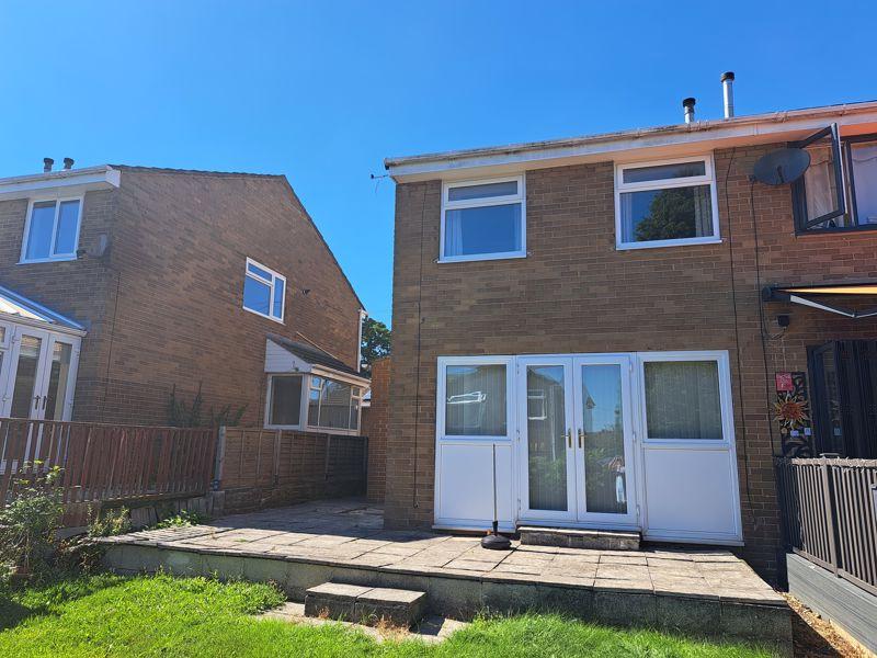 Foxcroft Drive, Brighouse 3 bed semidetached house £184,950