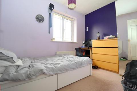 6 Haycroft, Luton, LU2 7GJ